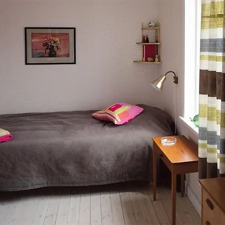 Apartman Mid-century Seaside Retreat In Harbor
